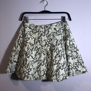 2 for 20‼️ Forever21 butterfly mini flare skirt